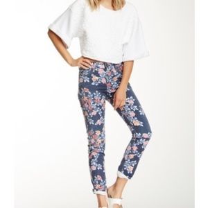 Mandy High Waist Retro Slim Roll Up Jeans